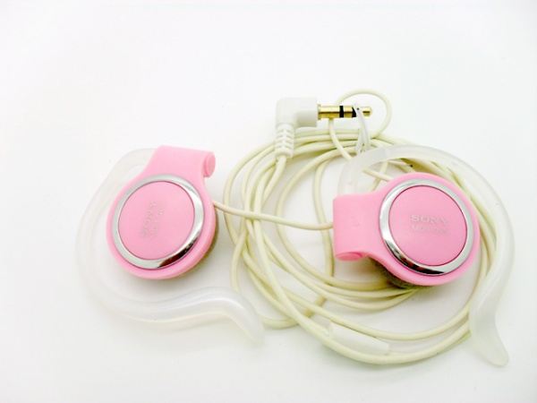 Earphone