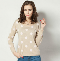 Lady's long sleeve print sweater