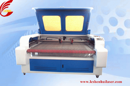 Automatic Laser Cutting Machine for cutting rolls fabric/leather
