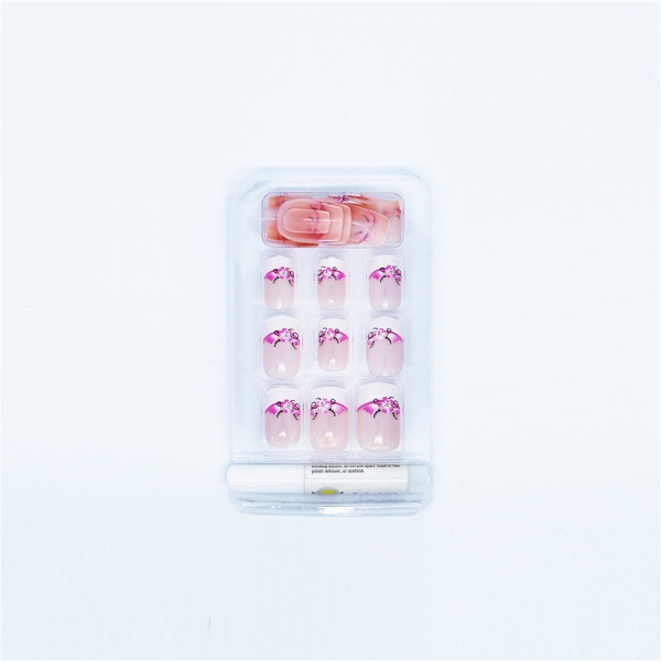 translucent pink false nails pink flower-shaped artificial nails