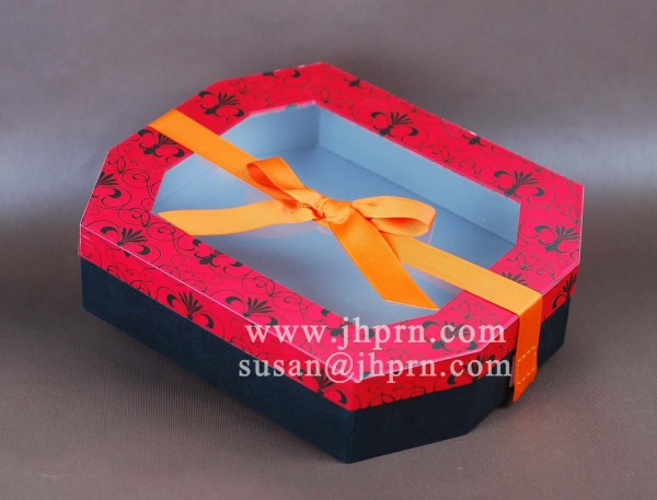 gift box with plastic window