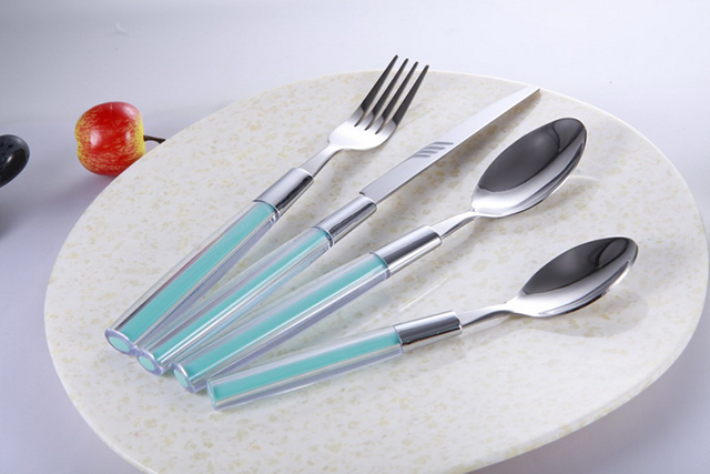 Cutlery sets