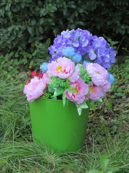 Plastic Flower Pot